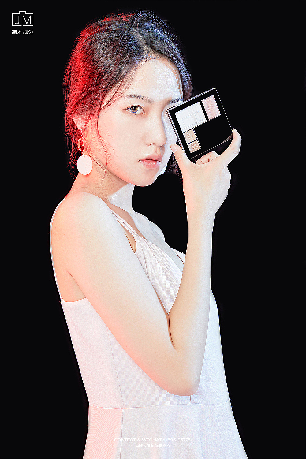 美妆摄影丨简木视觉 × 口红眼影护肤人像 产品静物拍摄