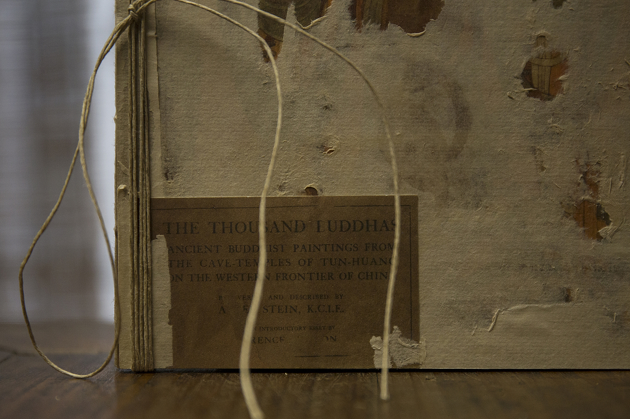 《The Thousand Buddhas—— 千佛洞》
