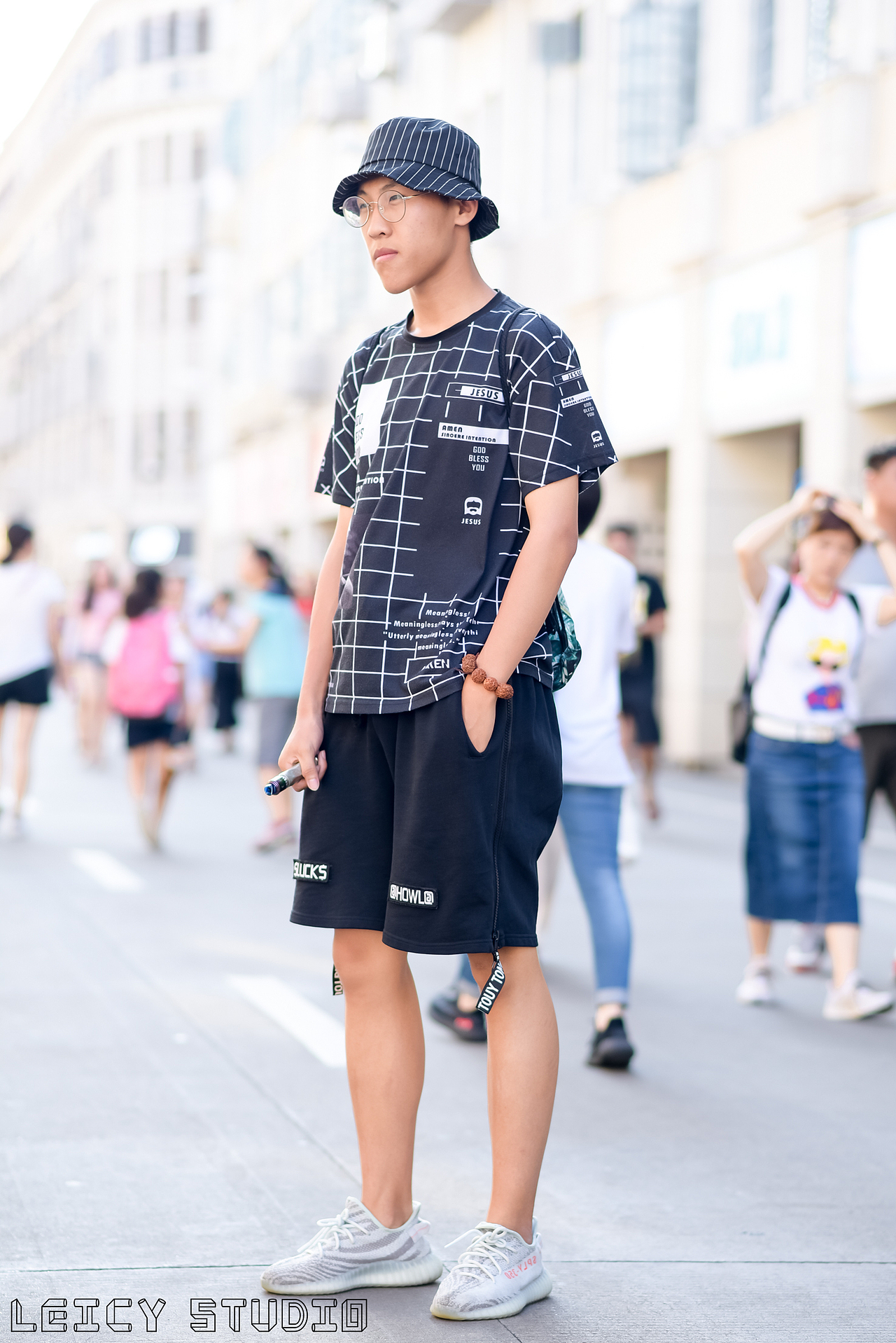 路人拍摄计划【第13期】18.07.20 福建.厦门.中山路（图ZMTIyMzIyODg0） - 人像摄影 - 站酷设计师Leicy原创素材 - 站酷ZCOOL