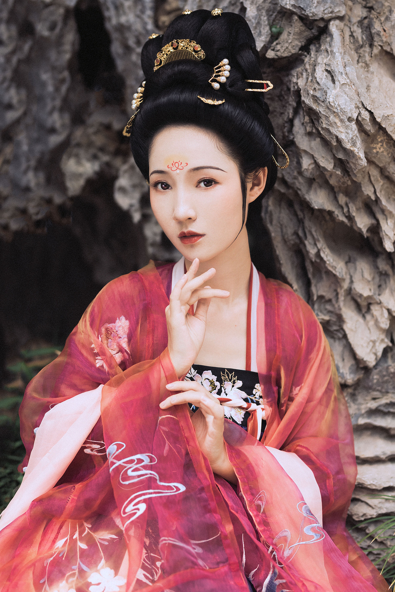 罗敷媚（图ZMjE0MTMzMDE2） - 人像摄影 - 站酷设计师若寒Rock原创素材 - 站酷ZCOOL