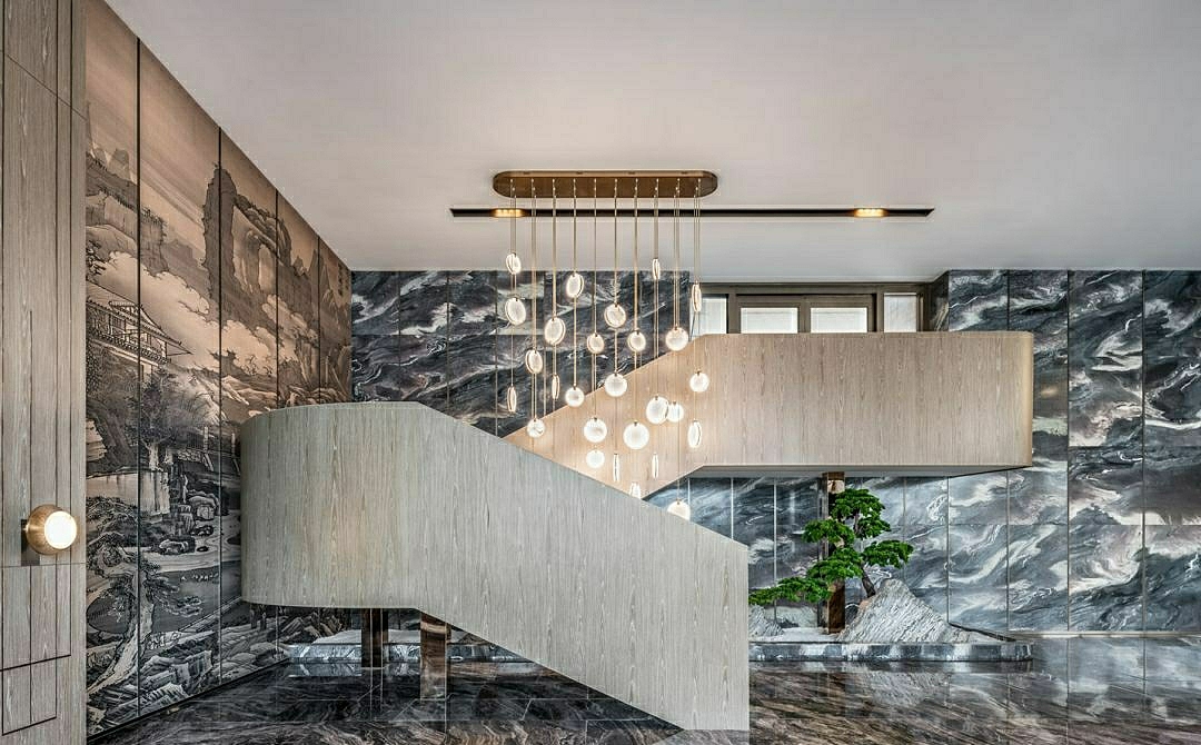 氤氲着古色古香的秦汉气息,延续着盛世气派的唐宋遗风