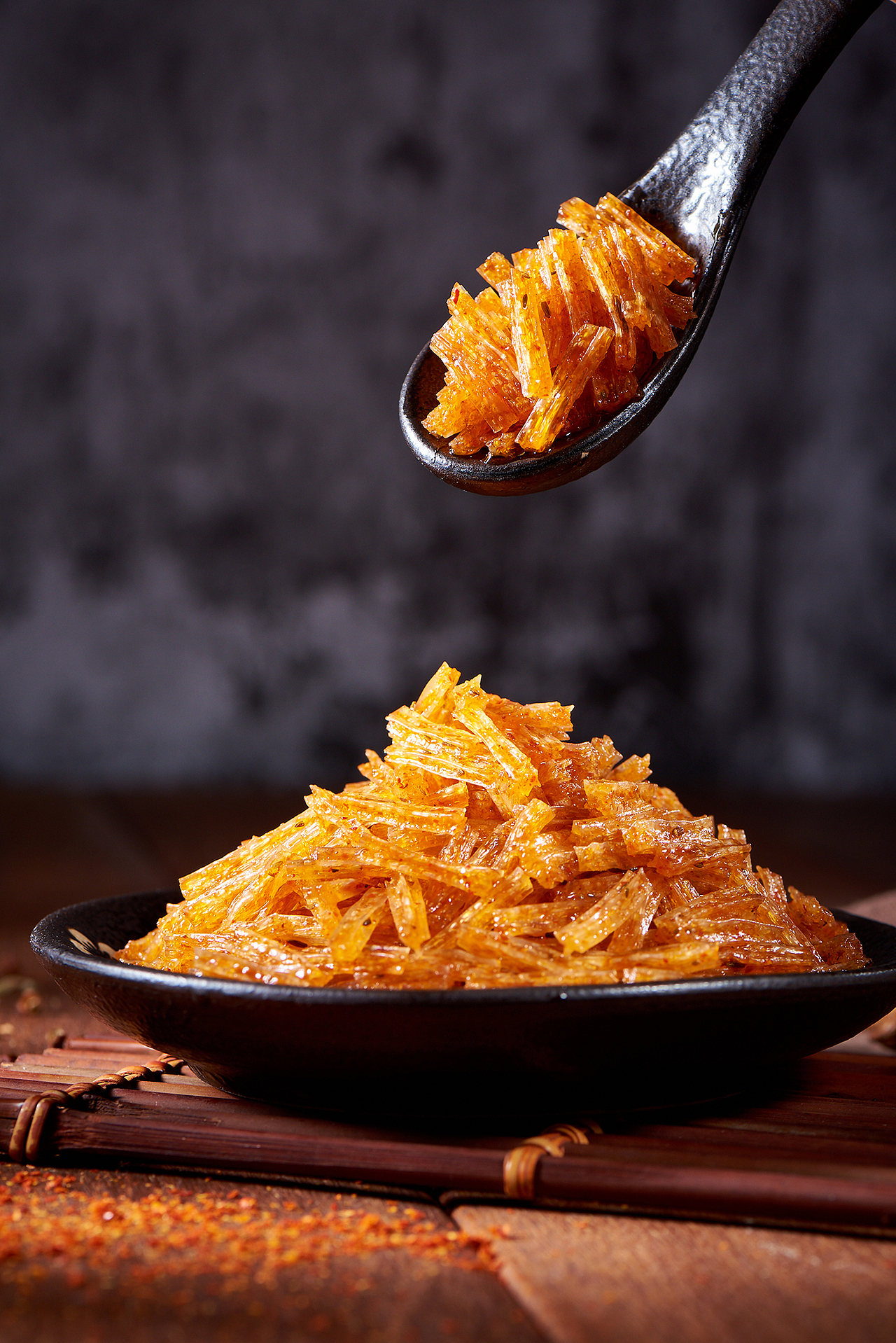 辣条拍摄（图ZMTUxNjQzODYw） - 产品摄影 - 站酷设计师迈阔文化原创素材 - 站酷ZCOOL