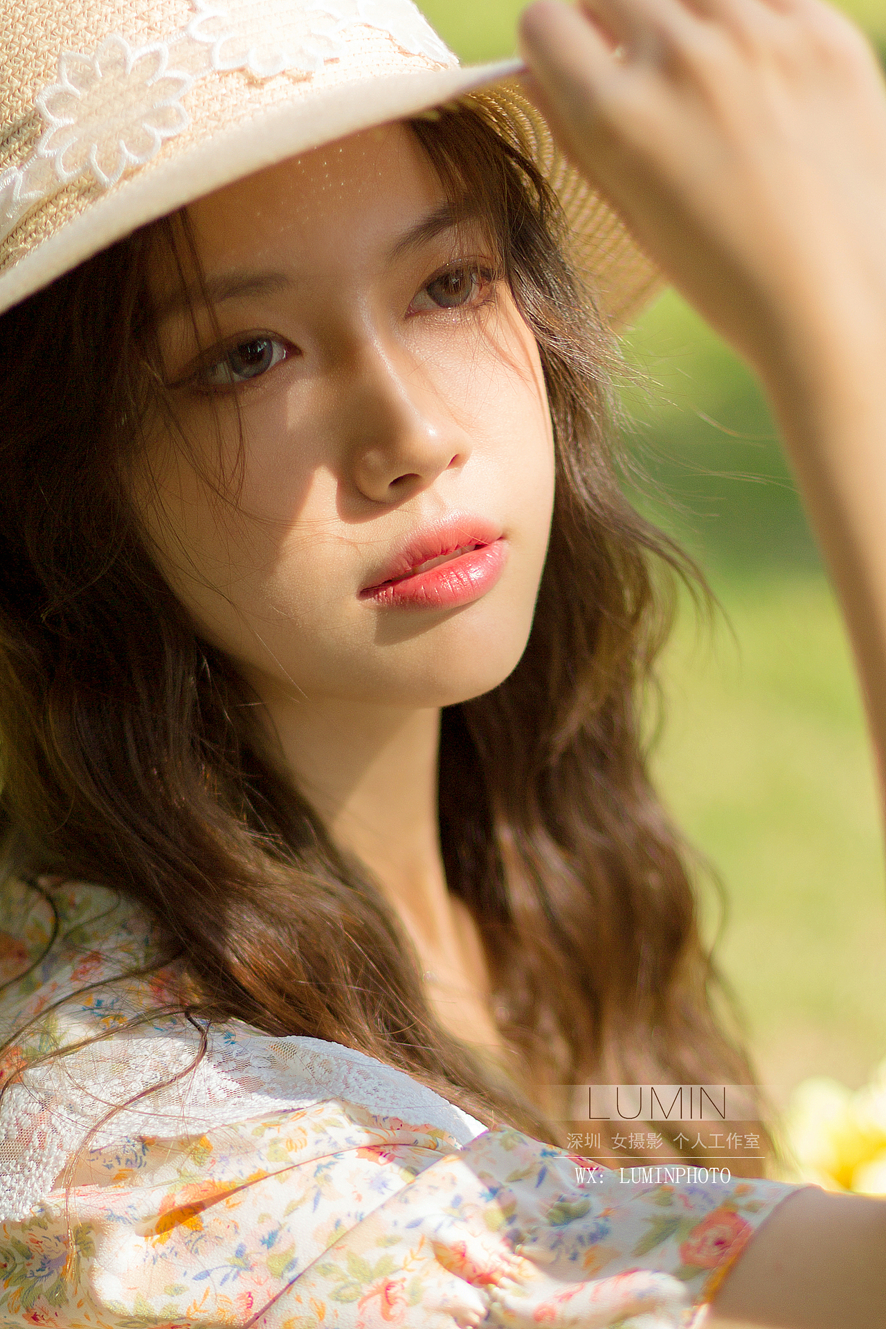 夏日阳光深圳碎花裙拍照 治愈系清新（图ZMjk3Mzg2ODQw） - 人像摄影 - 站酷设计师深圳女摄LUMIN原创素材 - 站酷ZCOOL