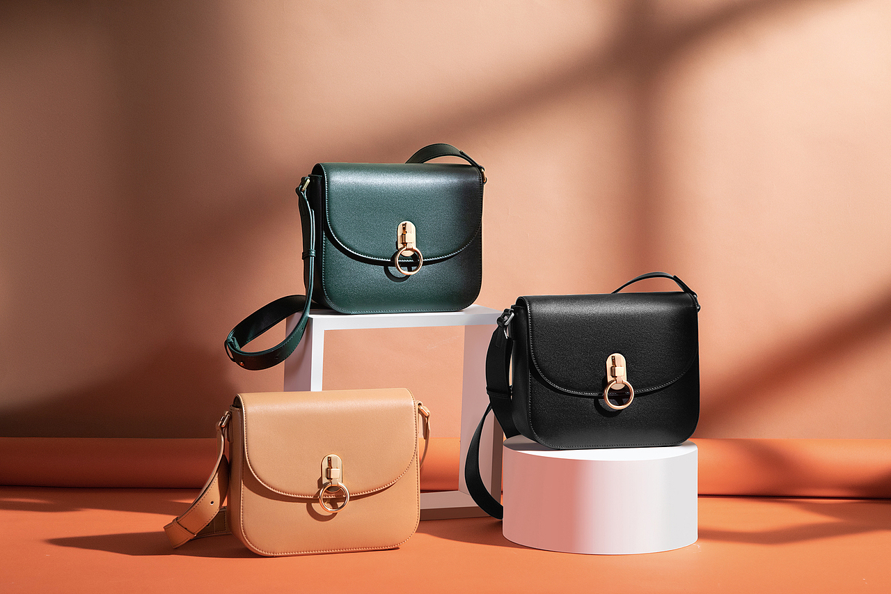 来菲视觉 皮具静物场景 包包场景拍摄 静物广告拍摄（图ZMjM3MjgxNjM2） - 产品摄影 - 站酷设计师来菲视觉HR原创素材 - 站酷ZCOOL