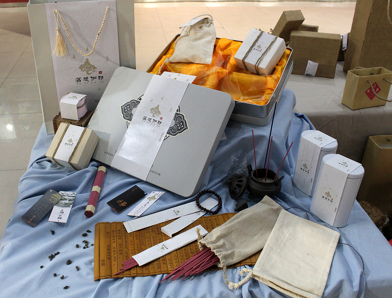 河大工商平面艺术设计2014届毕业设计展（图ZMTYyNjU1MDg=） - 包装 - 站酷设计师tiandamao123原创素材 - 站酷ZCOOL