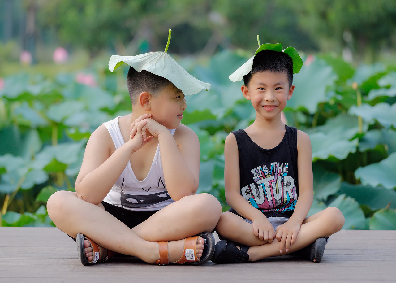 兄弟姐妹（图ZMTIzMjkyMTky） - 人像摄影 - 站酷设计师偶豫的瞬间原创素材 - 站酷ZCOOL