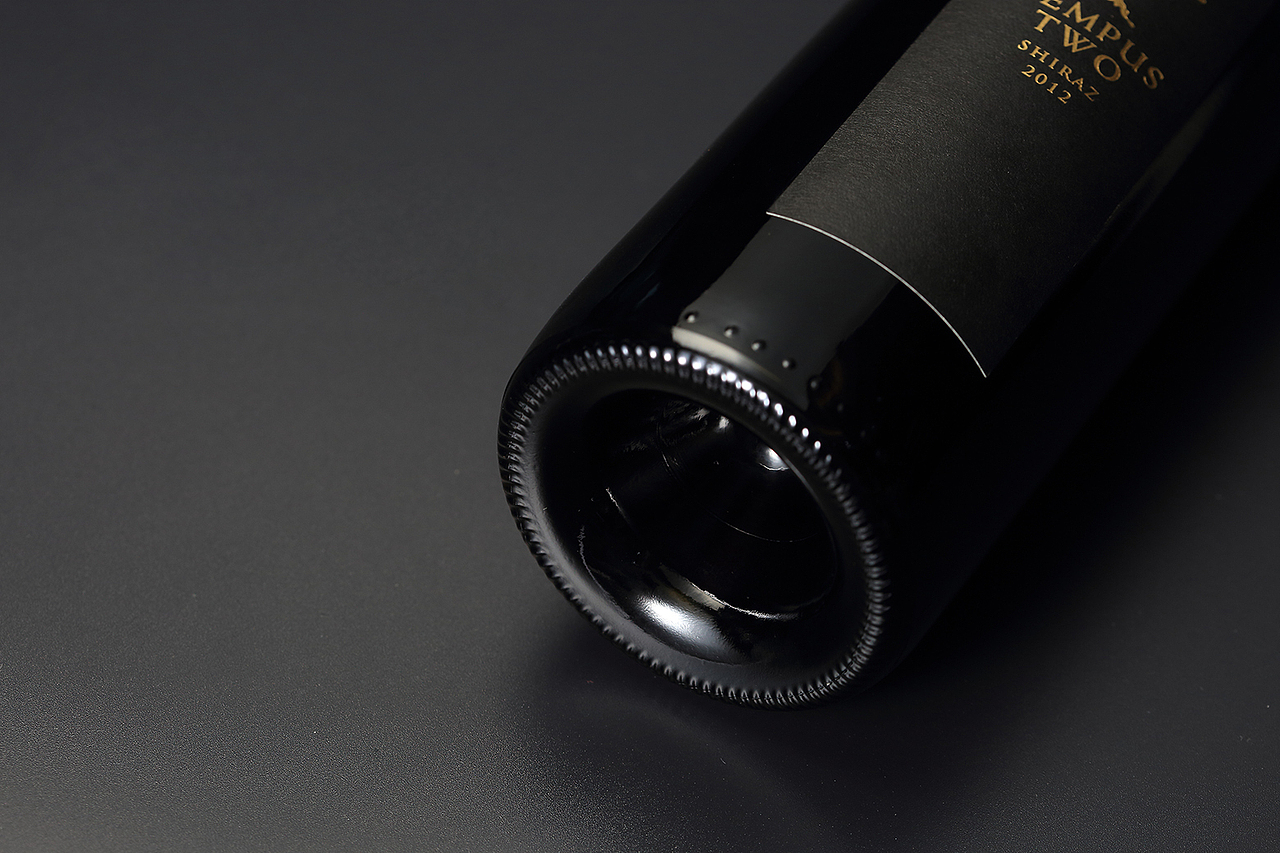 红酒（图ZODc4NzI3MDA=） - 产品摄影 - 站酷设计师摄影师蛋哥原创素材 - 站酷ZCOOL