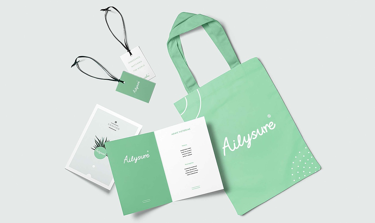 《Ailysure》儿童服装品牌设计（图ZMTYzMDUxNzQw） - 品牌 - 站酷设计师爱吃菠萝咕噜肉原创素材 - 站酷ZCOOL