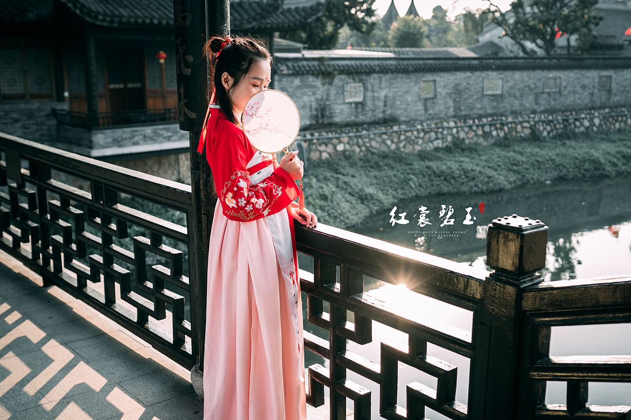 《红裳碧玉》-2019第一组照片（图ZMTQzNDA4MTE2） - 人像摄影 - 站酷设计师贱贱Jesse原创素材 - 站酷ZCOOL