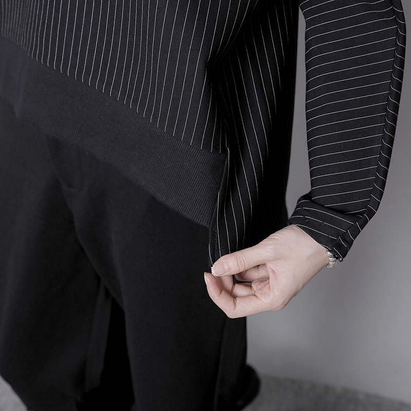 August 港 风 秋 季 NEW（图ZNTU5ODY3MzI=） - 休闲/流行服饰 - 站酷设计师kevin品牌设计原创素材 - 站酷ZCOOL