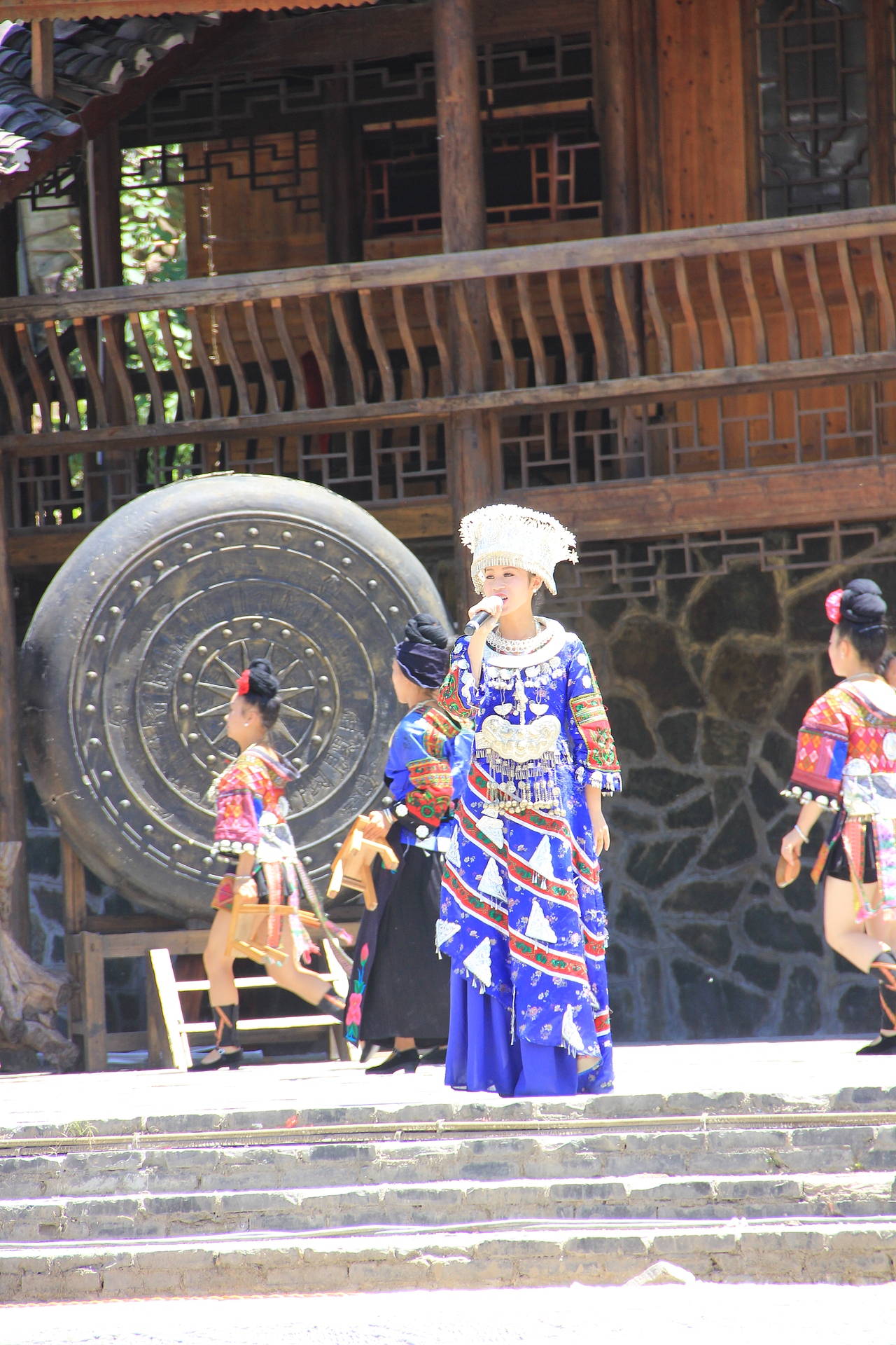 贵州黔东南西江千户苗寨（图ZMTA4Mjk0OTI=） - 首饰设计 - 站酷设计师尚圣原创工作室原创素材 - 站酷ZCOOL