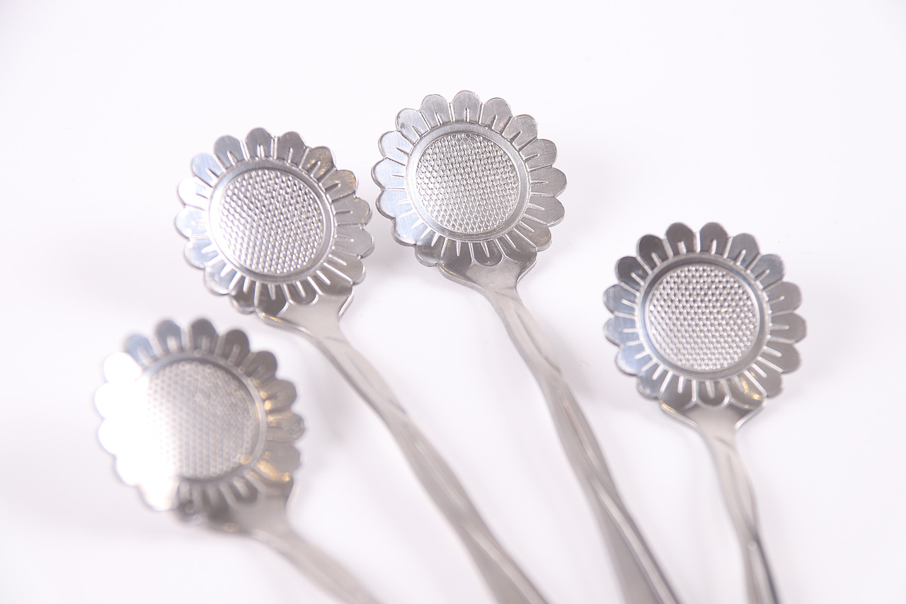 C03-餐具\V32向日葵小勺子