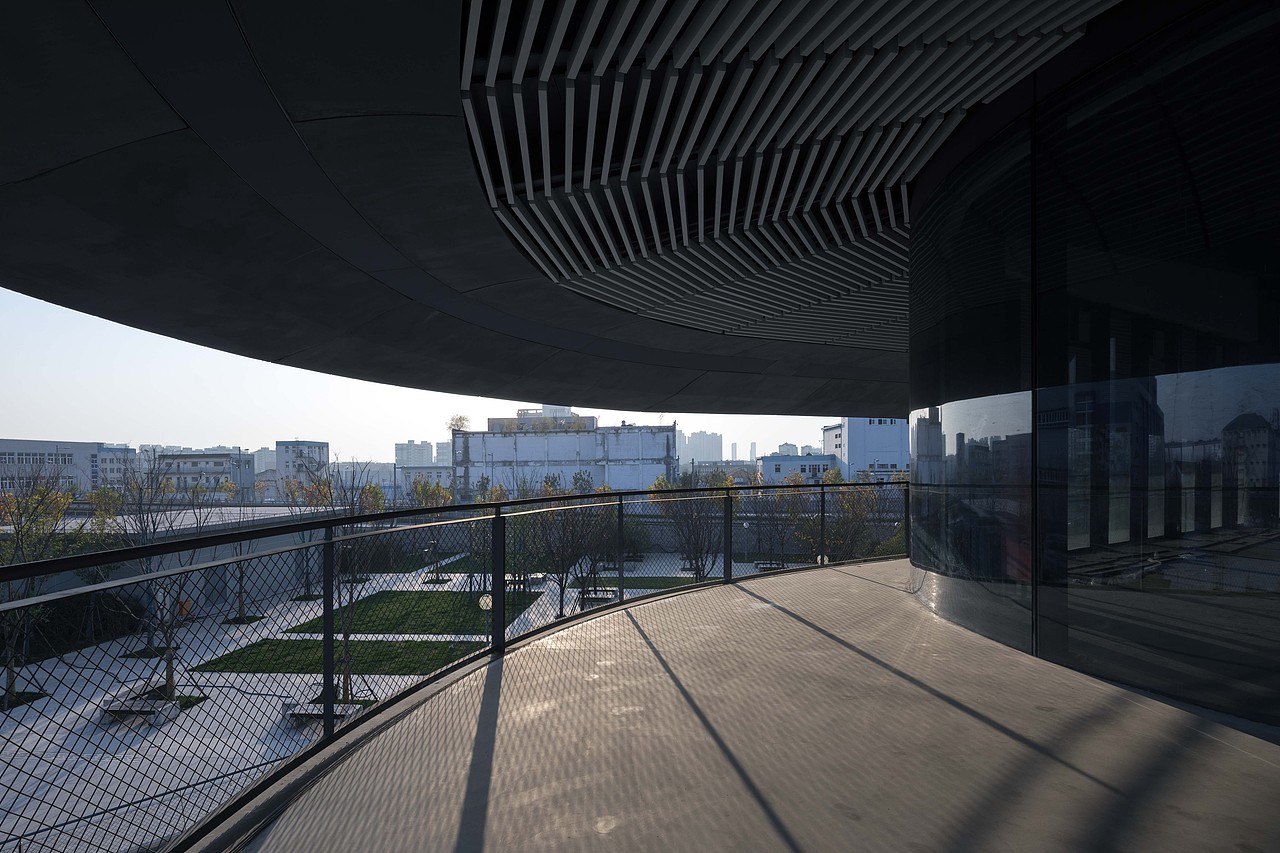 带跑道的“飞船码头”|徐汇西岸新渡口—游客集散中心