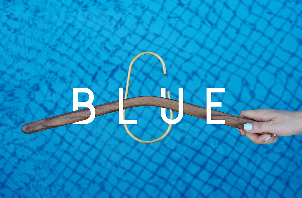 勾搭实木黄铜衣架