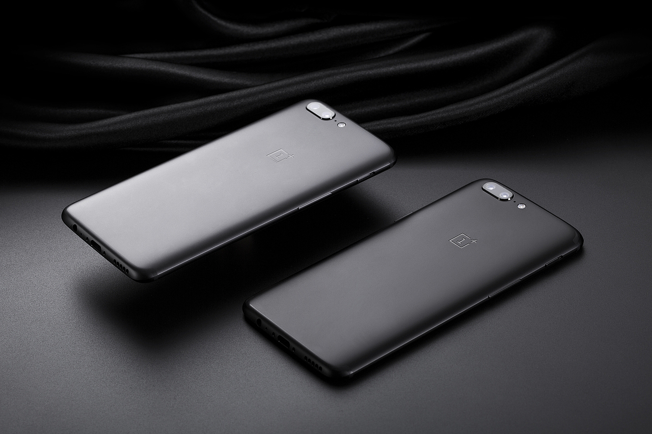 努比亚 Z17 烈焰红 &One Plus 5 月岩灰 午夜黑（图ZODYzMDY0NzY=） - 产品摄影 - 站酷设计师X老师会拍照原创素材 - 站酷ZCOOL