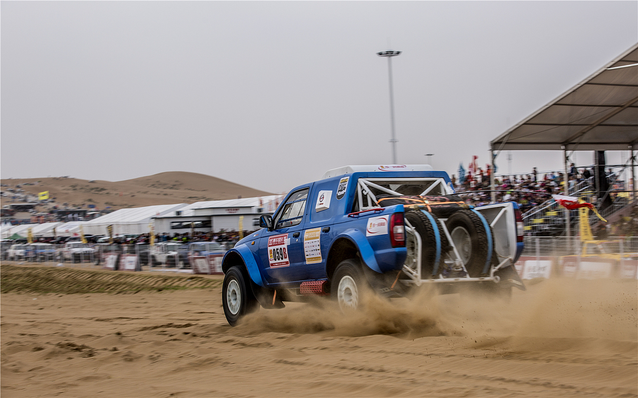 英雄会/阿拉善会英雄