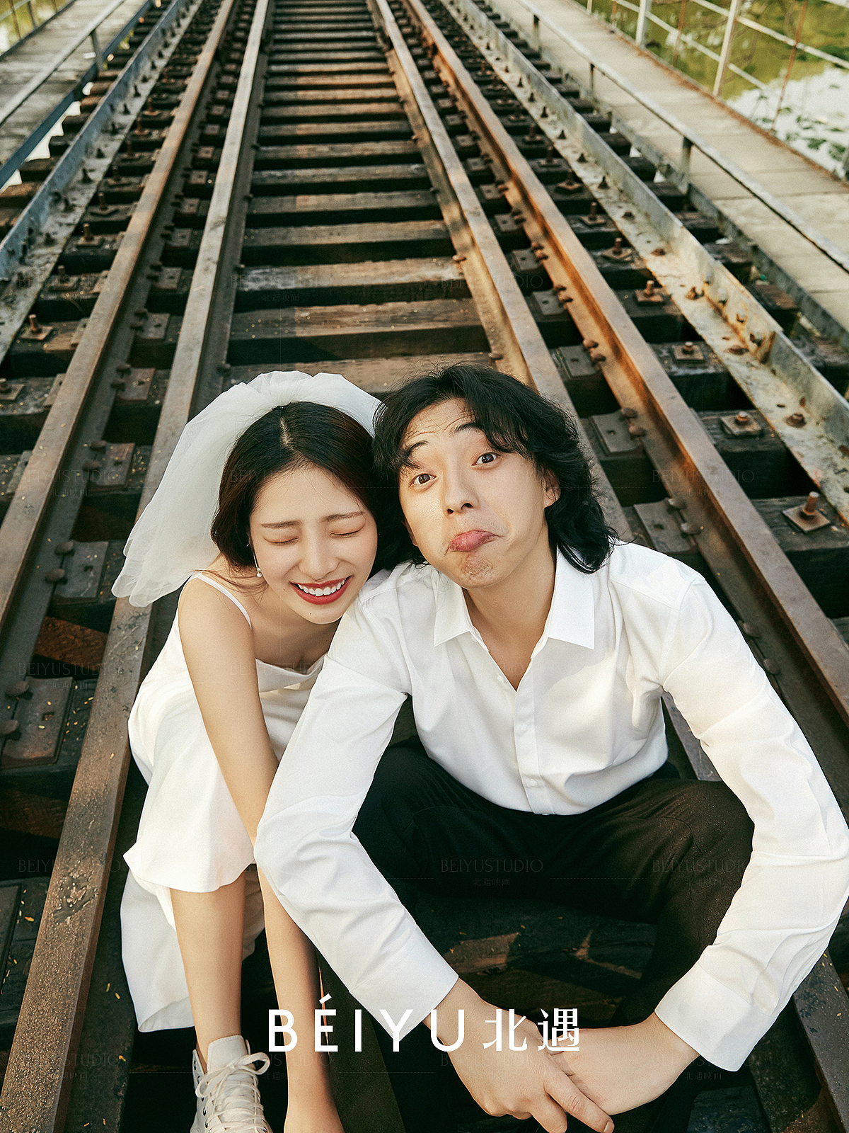 迦南与诗,将情愫记在叶的经络上