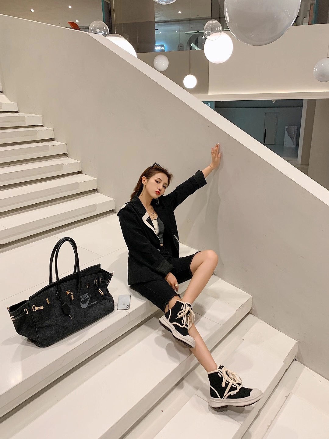 基地店主网红风服装模特摄影