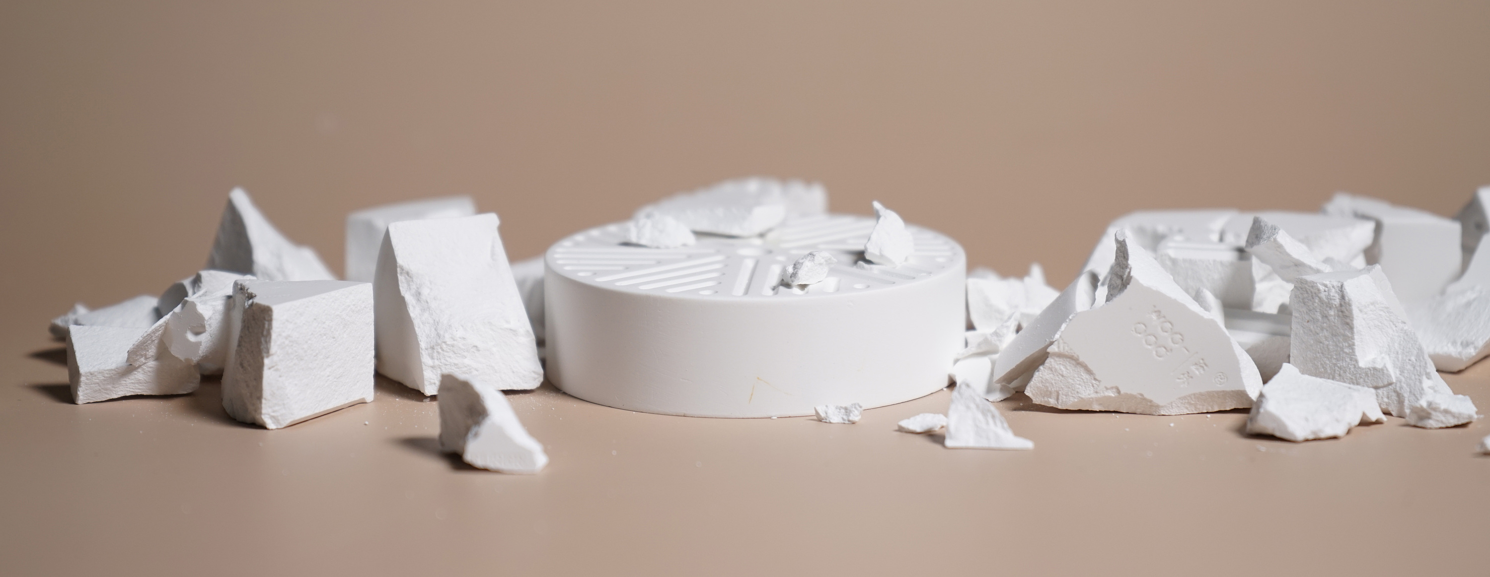 "石磨"纹理元素再生产品设计