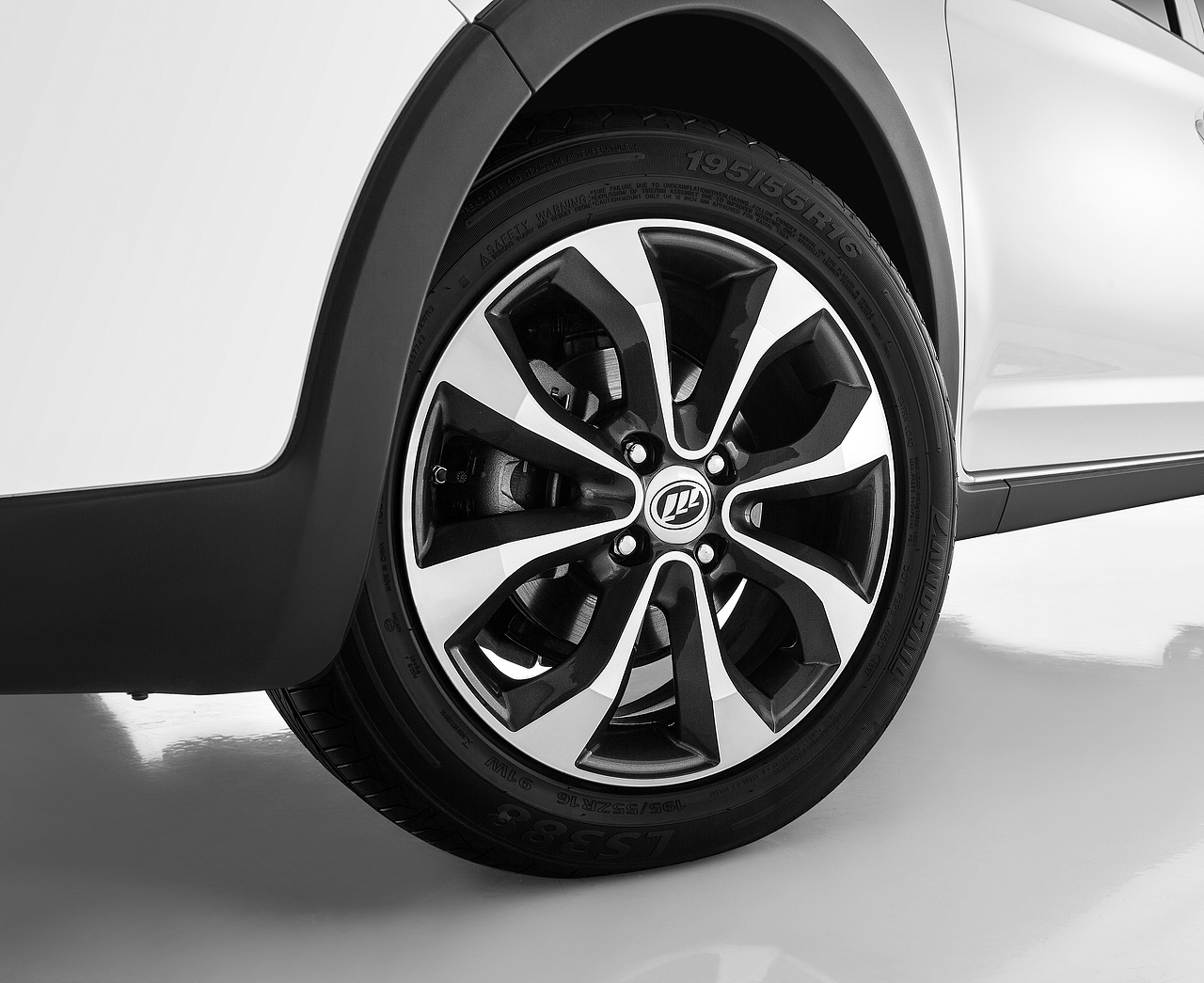 一组汽车广告精修