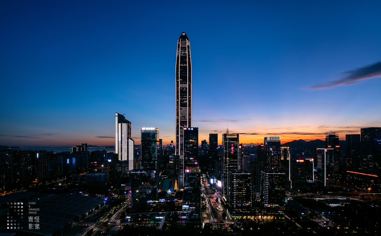 建筑摄影平安金融中心ⅹ青橙影像