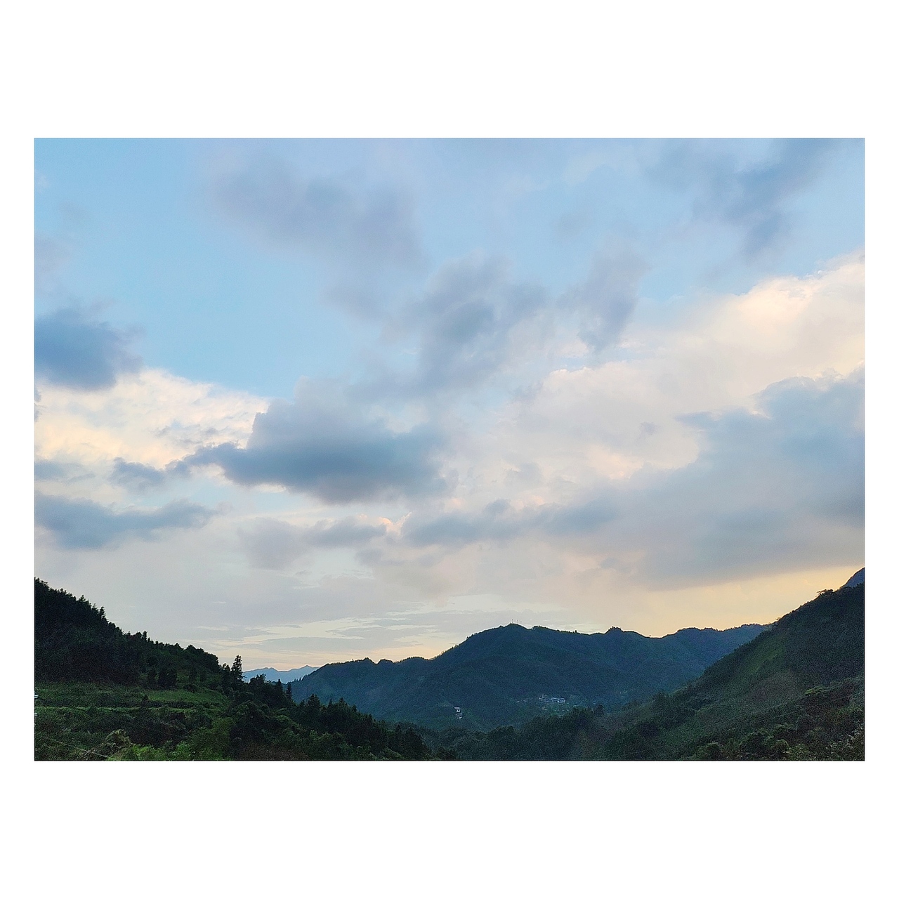 业余拍照，沉迷滤镜🌚🌚（图ZMjY0ODcxMzky） - 其他摄影 - 站酷设计师aXe小樱与知世原创素材 - 站酷ZCOOL