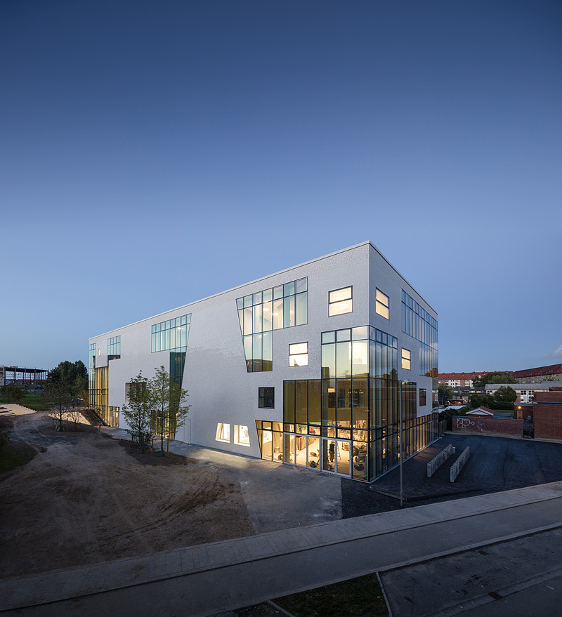 哥本哈根Ku.Be社区中心: 一座健康和充满趣味生活的社区中心