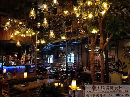 美食社交加音乐 这个音乐烤吧装修不一样