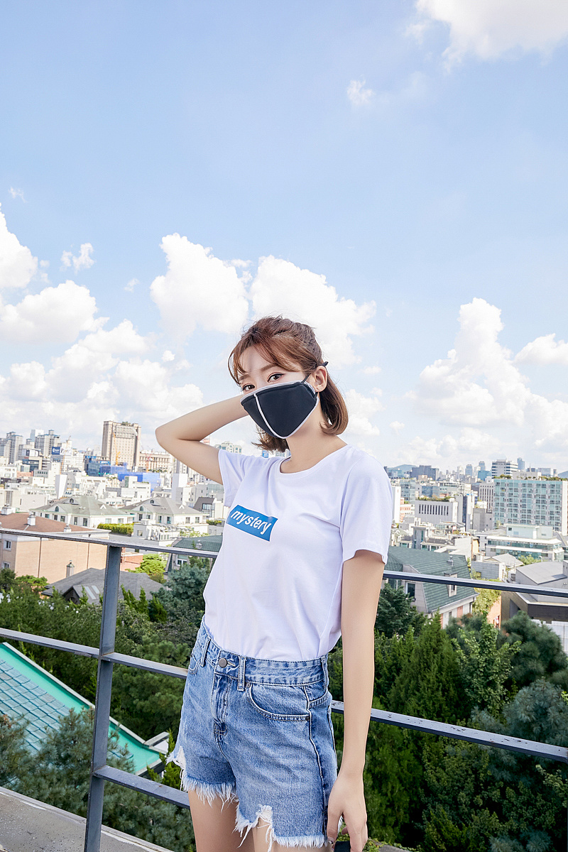 口罩韩国模特拍摄
