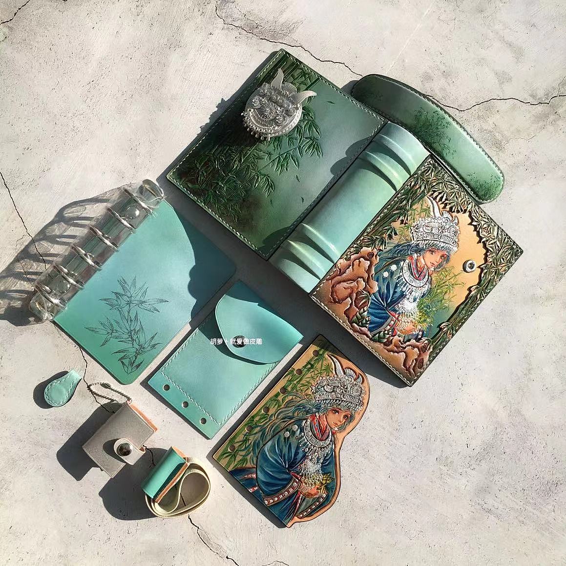 A7少数名族主题手账（图ZMzgzMDc4MTY0） - 其他手工艺 - 站酷设计师胡萝卜会皮雕原创素材 - 站酷ZCOOL