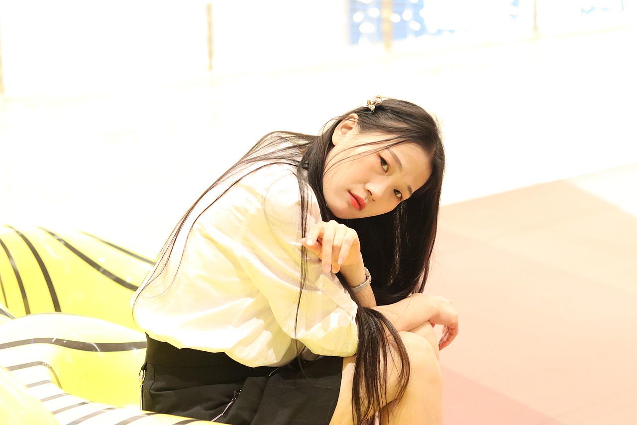 管这世界是方的圆的,我们还是好好工作吧