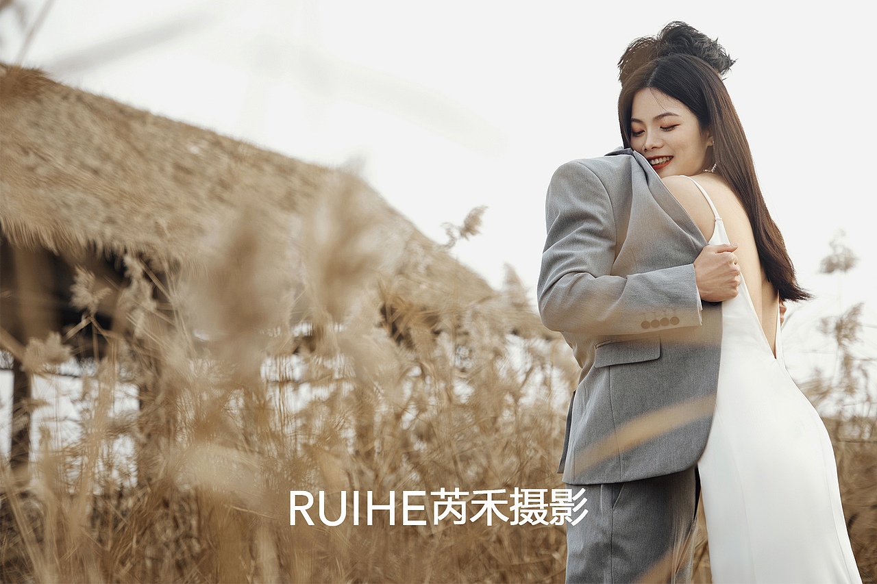 撷秋日时光，灌注一缕风间清拥，秋地一色、芦苇镶金（图ZMjc3NzMzNTAw） - 婚礼摄影 - 站酷设计师遇见YUJIAN原创素材 - 站酷ZCOOL