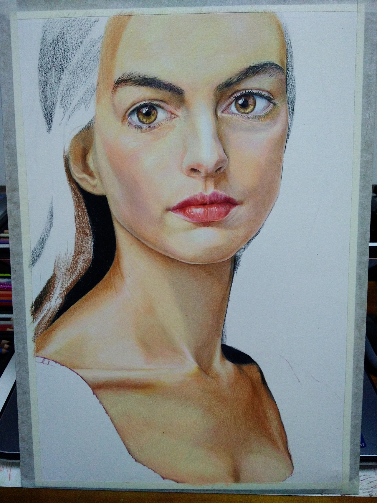 安妮海瑟薇彩铅手绘