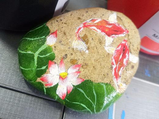 《小金鱼》-石头画练习