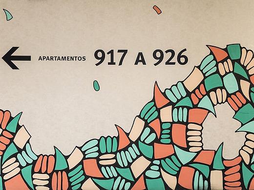 Ramada Encore酒店中的新视觉标牌概念