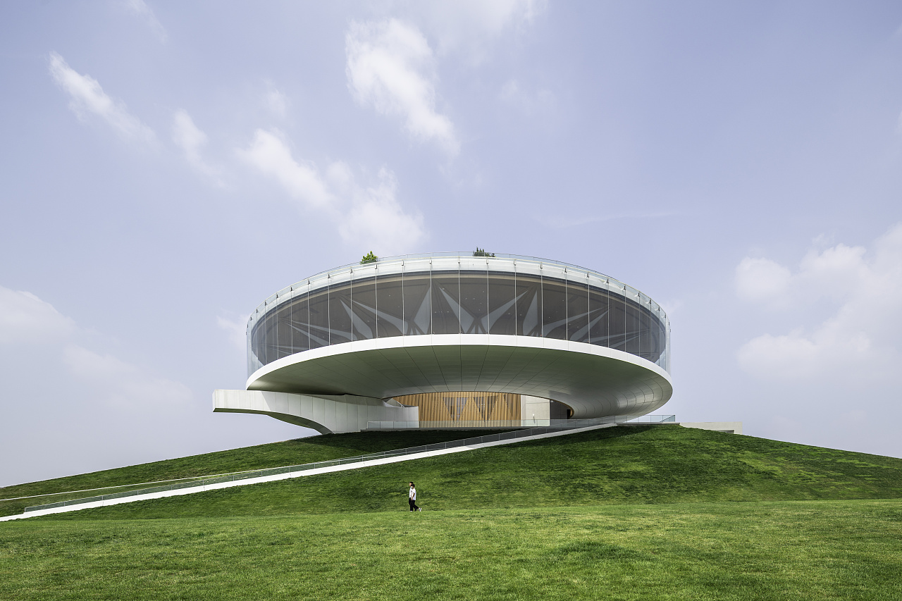 黑川纪章纪念广场