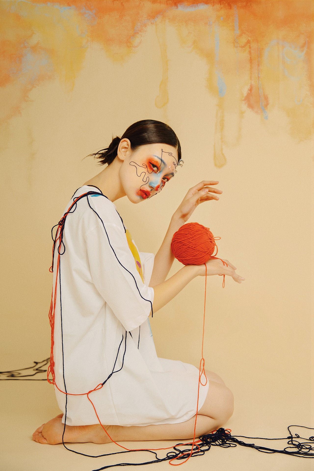 荒诞戏（图ZMjI5NDM3MTky） - 人像摄影 - 站酷设计师摄影师Moretta原创素材 - 站酷ZCOOL