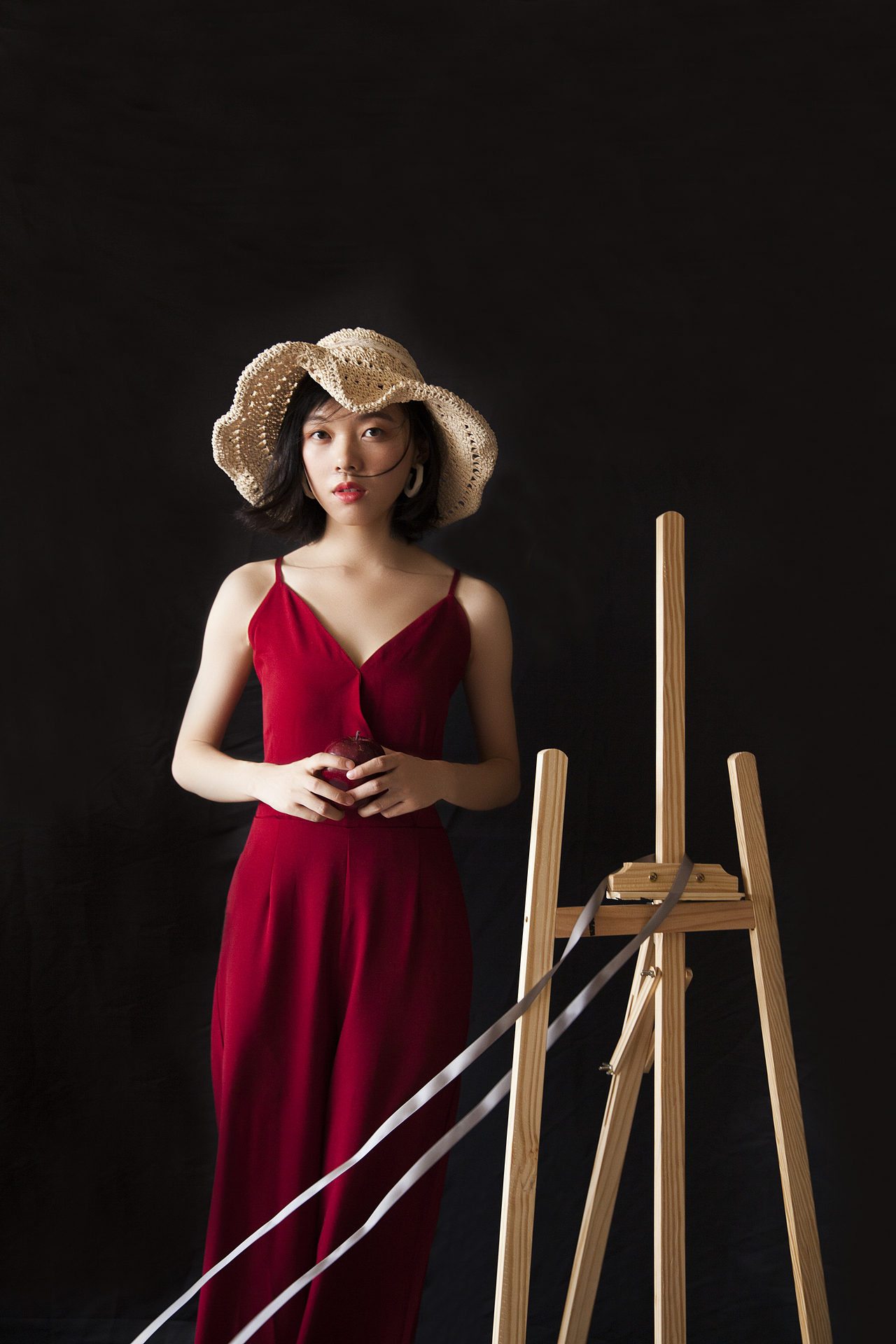 愿我們在紅色的塵埃相遇（圖ZMjcyNTEwODUy） - 人像攝影 - 站酷設計師不會拍照的鯉原創(chuàng)素材 - 站酷ZCOOL