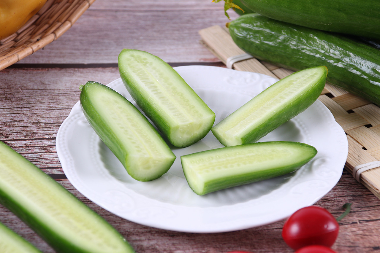 B07水产生鲜\C08-新鲜蔬菜\V18乳瓜