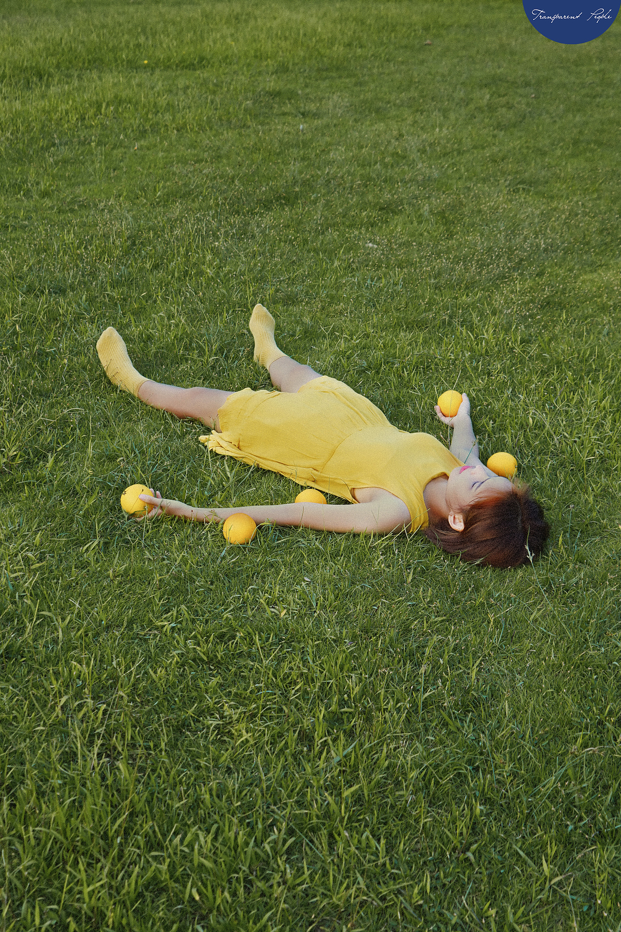 『像奇妙的雀黃色羅馬煙火那樣』（圖ZMTcyMTcyNjg4） - 人像攝影 - 站酷設(shè)計(jì)師黃一味原創(chuàng)素材 - 站酷ZCOOL