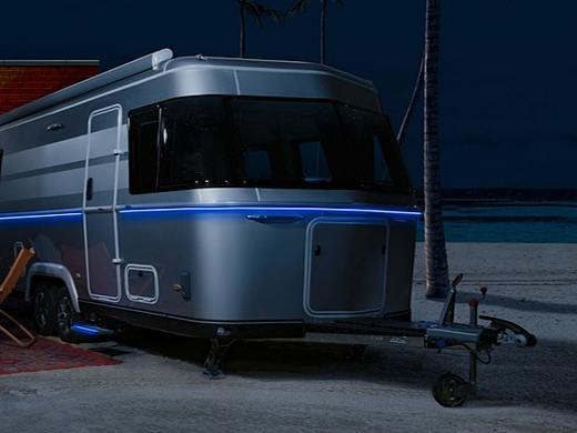 科幻主题旅行车