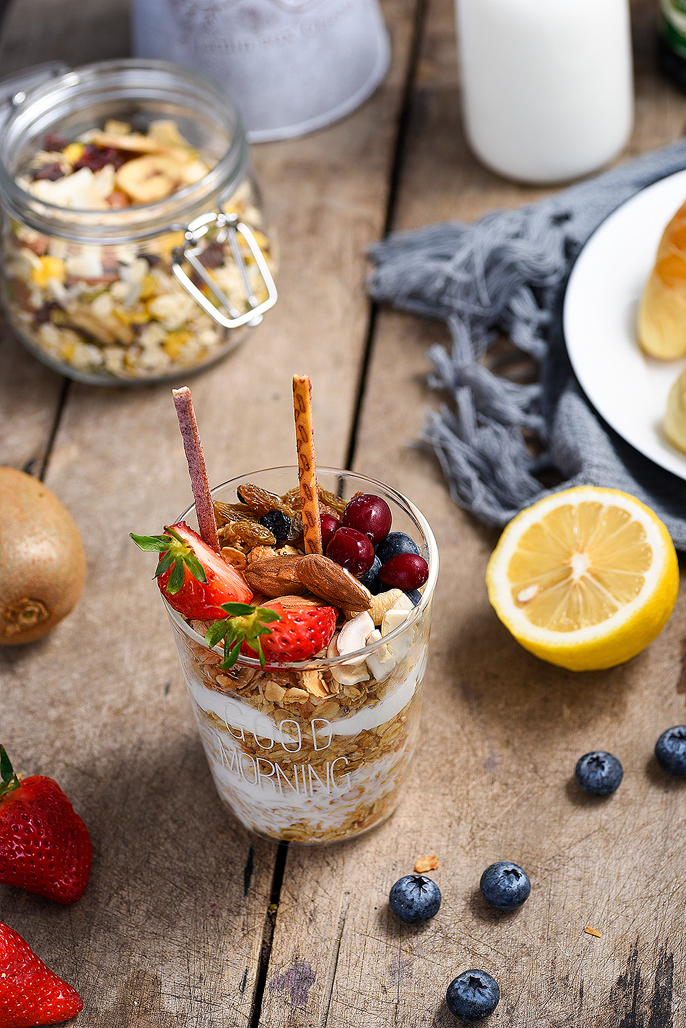 烘焙 早餐 麦片 拍摄（图ZMTA4ODQ3Mzc2） - 产品摄影 - 站酷设计师摄影师董名扬原创素材 - 站酷ZCOOL