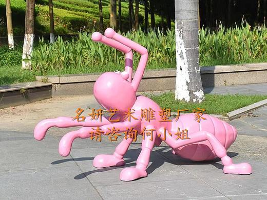 卡通玻璃钢蚂蚁造型摆件蚂蚱毛毛虫在景区内实力抢镜