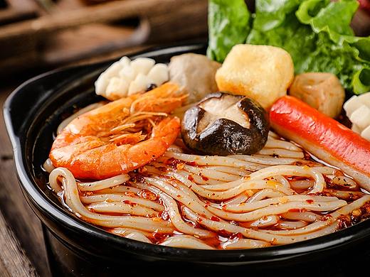 过桥米线麻辣土豆粉香辣砂锅米线米粉网红速食酸辣粉