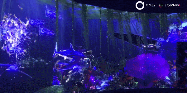 海洋馆科技升级后,就引起了全城全民参与的超高热度。
自6月开馆以来一直持续着超高人气<br>仅开馆一周期间已吸引逾10万游客到此打卡!!!<br><br>海洋馆科技升级前是这样滴~