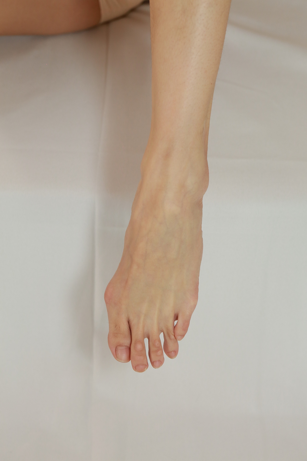 女模 人体 全身 模特 裸模 （未修片）原图（图ZMTA0NzM1MzI0） - 人像摄影 - 站酷设计师常思己过1992原创素材 - 站酷ZCOOL