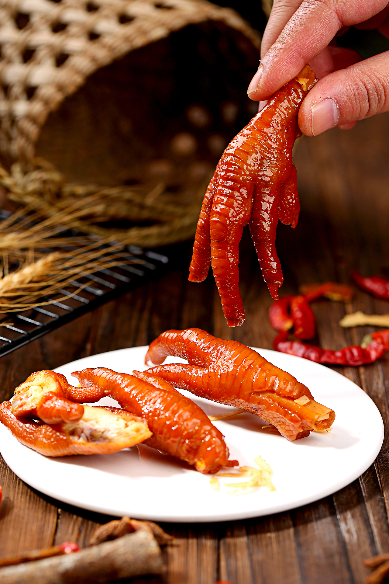 夏日宵夜时刻（图ZMTUxNTk4OTA4） - 产品摄影 - 站酷设计师意融美食摄影兴哥原创素材 - 站酷ZCOOL