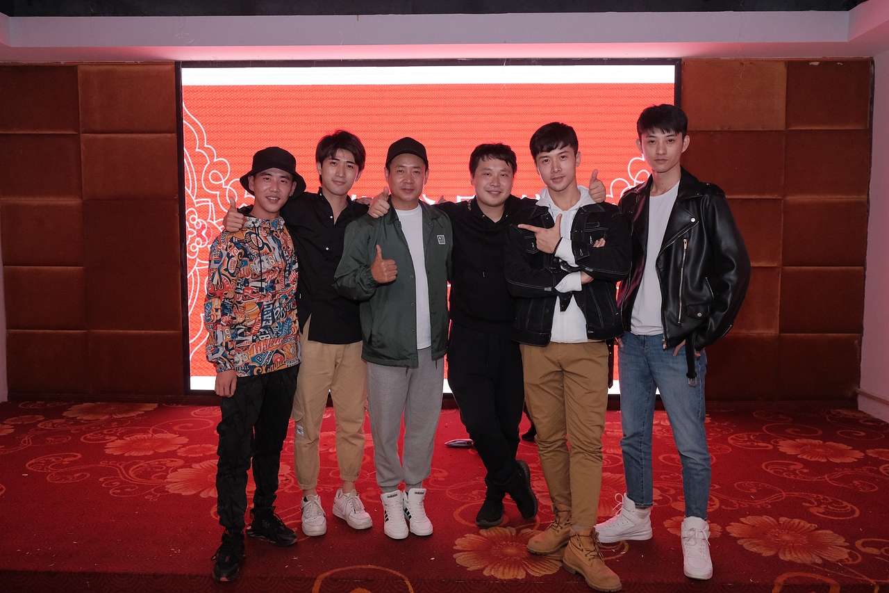 《百岁画翁-易图境》-开机-杀青（图ZMjMwOTY1NDUy） - 人像摄影 - 站酷设计师六月爸爸原创素材 - 站酷ZCOOL