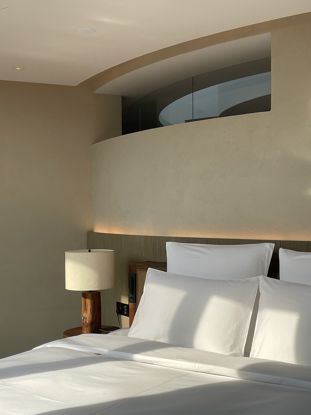 弥勒东风韵美景阁酒店