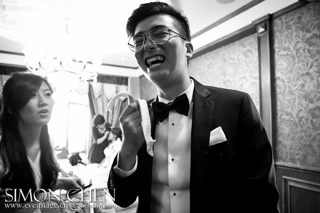 【泰晤士河畔 幸福的味道】纪实婚礼摄影师陈昕 婚礼跟拍作品 伊视觉摄影（图ZMTI5NDcyOTY=） - 人像摄影 - 站酷设计师婚礼摄影师陈昕原创素材 - 站酷ZCOOL